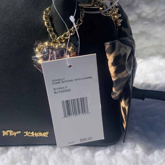Betsey Johnson XOHOLLY DOME Black Satchel with Leopard Trim and Gold Hardware - Picture 7 of 15